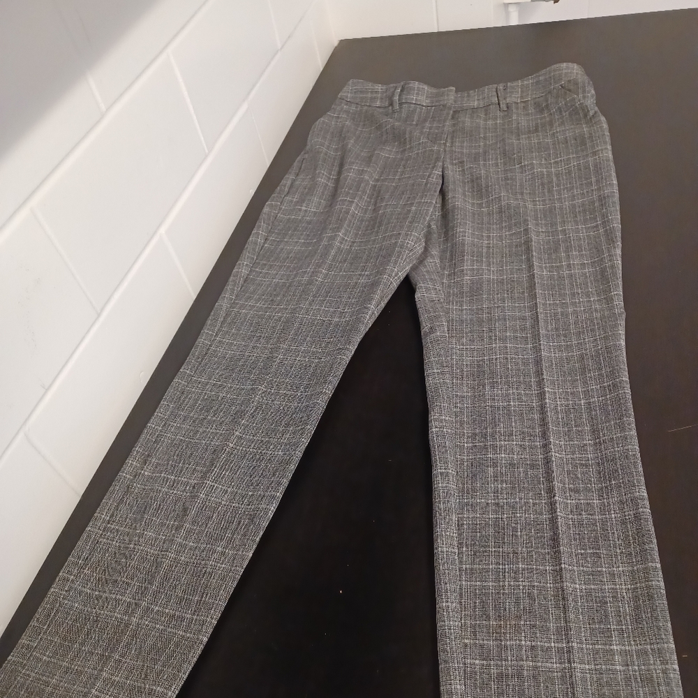 Tahari women's casual work pants grey and black size 6